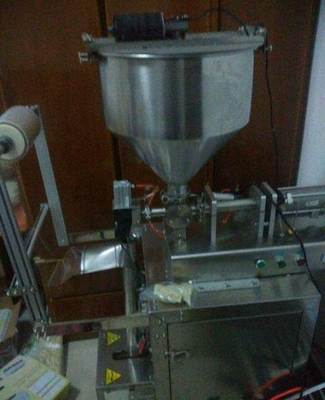 液體膏體醬料包裝機轉讓-寶雞岐山縣設備